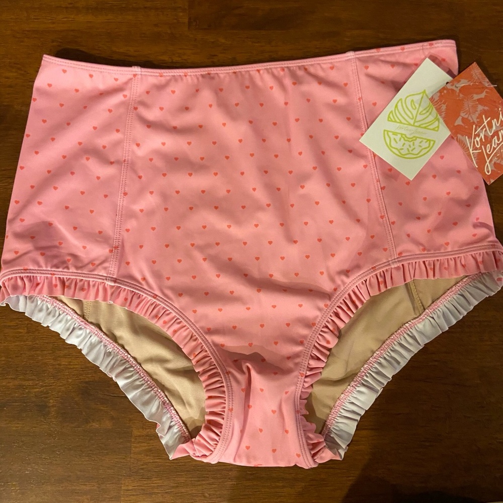 NWT Kortni Jeane  All Ruffled Up swim bottom —XXL